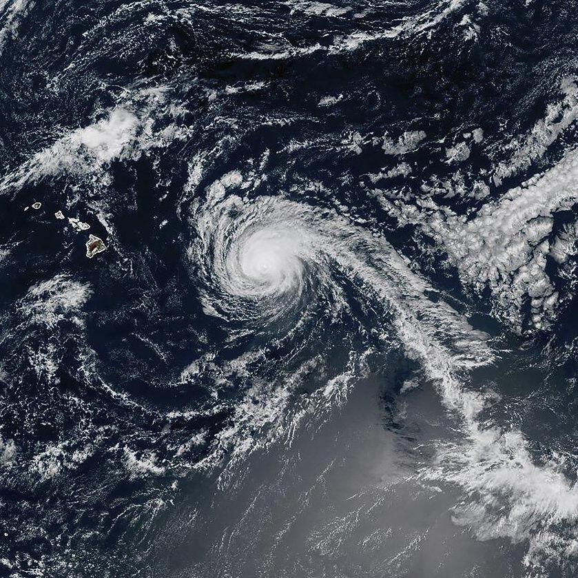 Kiko weakens into a tropical storm but brings dangerous surf to Hawaii